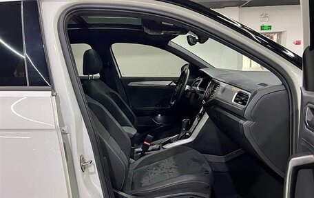 Volkswagen T-Roc I, 2022 год, 1 700 000 рублей, 14 фотография