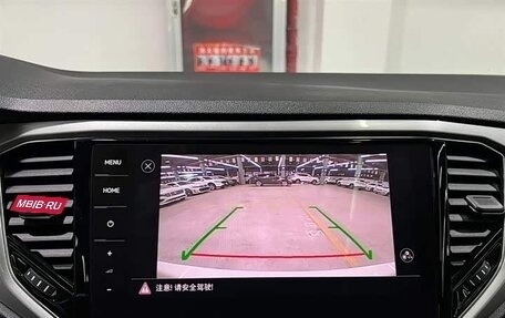 Volkswagen T-Roc I, 2022 год, 1 700 000 рублей, 10 фотография