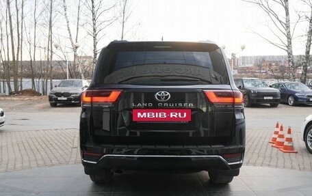 Toyota Land Cruiser, 2023 год, 12 180 000 рублей, 2 фотография