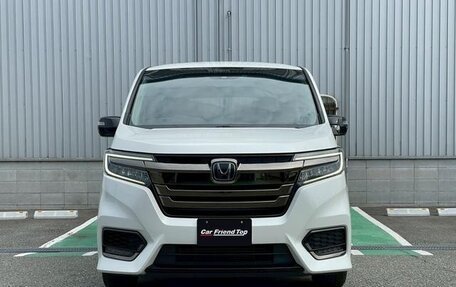 Honda Stepwgn IV, 2021 год, 2 100 000 рублей, 2 фотография