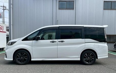 Honda Stepwgn IV, 2021 год, 2 100 000 рублей, 8 фотография