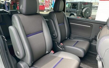 Honda Stepwgn IV, 2021 год, 2 100 000 рублей, 18 фотография