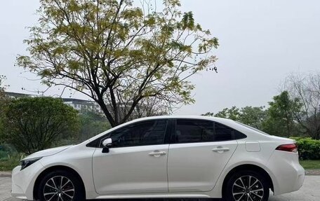 Toyota Corolla, 2022 год, 1 430 000 рублей, 5 фотография