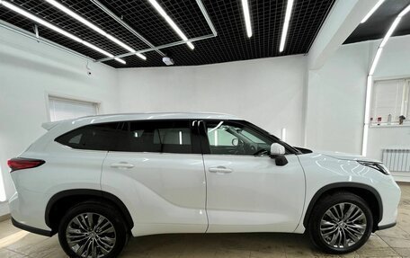 Toyota Highlander, 2026 год, 5 640 000 рублей, 6 фотография