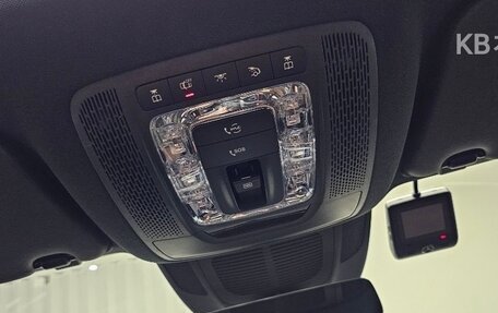 Mercedes-Benz GLS, 2024 год, 12 000 000 рублей, 16 фотография