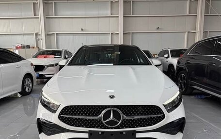 Mercedes-Benz A-Класс, 2023 год, 2 505 000 рублей, 2 фотография