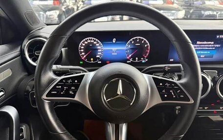 Mercedes-Benz A-Класс, 2023 год, 2 505 000 рублей, 11 фотография