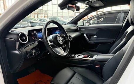 Mercedes-Benz A-Класс, 2023 год, 2 505 000 рублей, 9 фотография