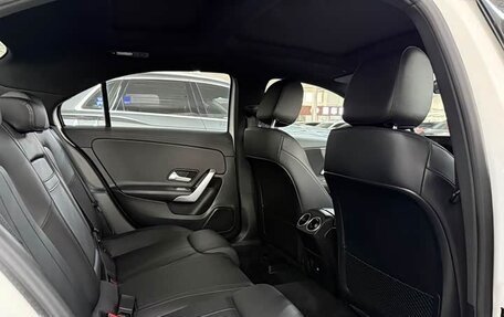 Mercedes-Benz A-Класс, 2023 год, 2 505 000 рублей, 13 фотография