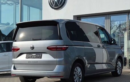 Volkswagen Multivan, 2022 год, 4 560 000 рублей, 7 фотография