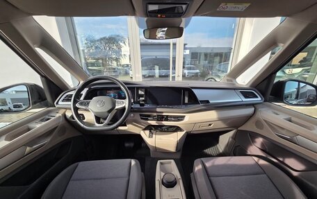 Volkswagen Multivan, 2022 год, 4 560 000 рублей, 11 фотография