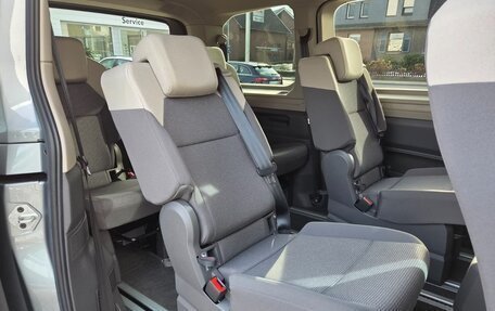 Volkswagen Multivan, 2022 год, 4 560 000 рублей, 23 фотография