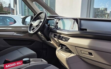 Volkswagen Multivan, 2022 год, 4 560 000 рублей, 19 фотография