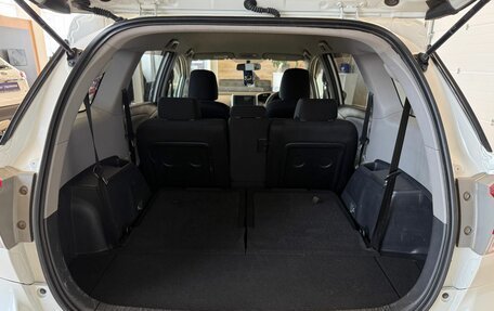 Toyota Wish II, 2010 год, 1 349 000 рублей, 20 фотография