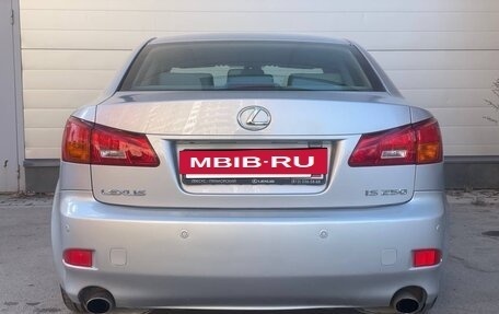 Lexus IS II рестайлинг 2, 2007 год, 1 150 000 рублей, 9 фотография