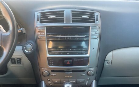 Lexus IS II рестайлинг 2, 2007 год, 1 150 000 рублей, 26 фотография