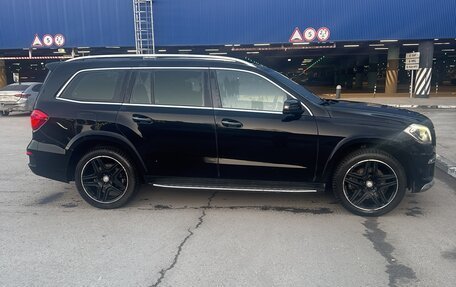 Mercedes-Benz GL-Класс, 2015 год, 3 850 000 рублей, 6 фотография