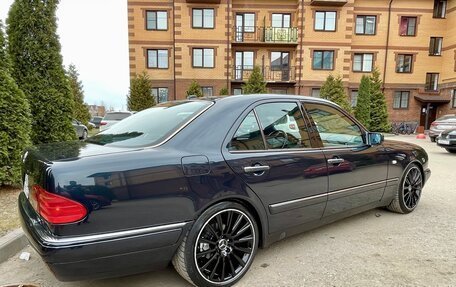 Mercedes-Benz E-Класс, 1998 год, 695 000 рублей, 10 фотография