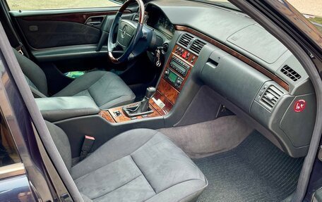 Mercedes-Benz E-Класс, 1998 год, 695 000 рублей, 11 фотография