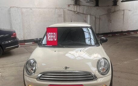 MINI Hatch, 2009 год, 850 000 рублей, 2 фотография