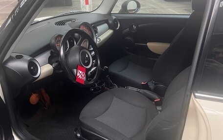 MINI Hatch, 2009 год, 850 000 рублей, 8 фотография