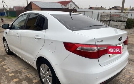 KIA Rio III рестайлинг, 2013 год, 945 000 рублей, 3 фотография