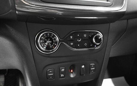 Renault Sandero II рестайлинг, 2018 год, 1 245 000 рублей, 17 фотография