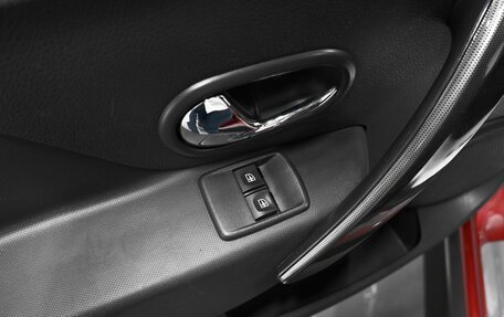 Renault Sandero II рестайлинг, 2018 год, 1 245 000 рублей, 20 фотография