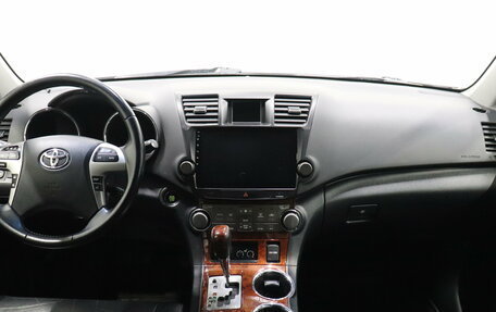 Toyota Highlander III, 2012 год, 1 942 000 рублей, 6 фотография