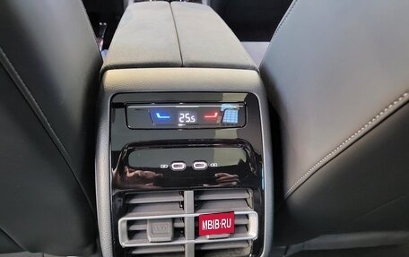 Volkswagen Tiguan, 2024 год, 5 598 000 рублей, 22 фотография