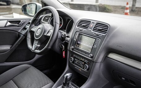 Volkswagen Golf VI, 2011 год, 798 000 рублей, 21 фотография