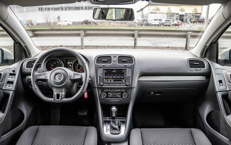 Volkswagen Golf VI, 2011 год, 798 000 рублей, 25 фотография