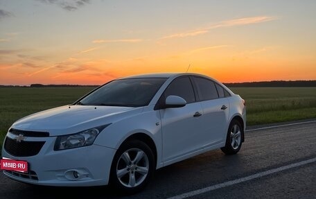 Chevrolet Cruze II, 2012 год, 700 000 рублей, 1 фотография
