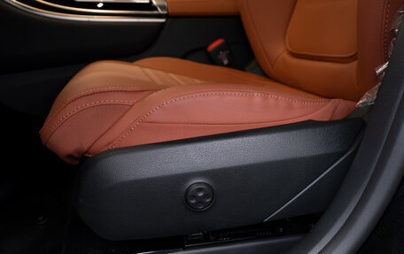 Mercedes-Benz GLC, 2025 год, 7 500 000 рублей, 24 фотография