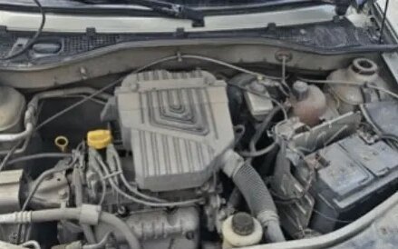 Renault Logan II, 2012 год, 140 000 рублей, 4 фотография