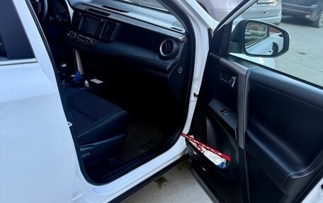 Toyota RAV4, 2018 год, 2 490 000 рублей, 16 фотография