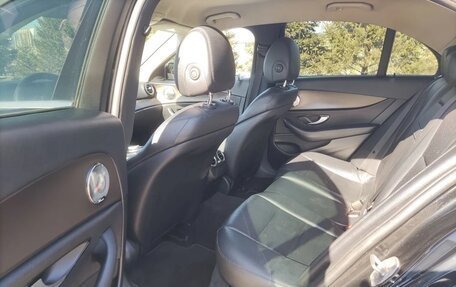 Mercedes-Benz E-Класс, 2016 год, 2 500 000 рублей, 8 фотография
