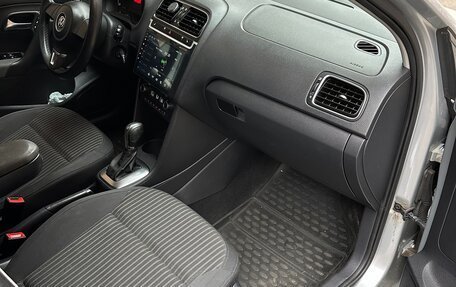 Volkswagen Polo VI (EU Market), 2014 год, 750 000 рублей, 11 фотография