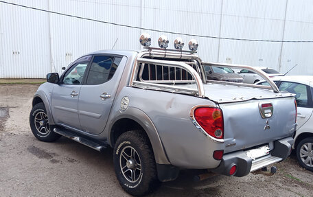 Mitsubishi L200 IV рестайлинг, 2011 год, 1 250 000 рублей, 4 фотография