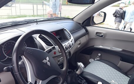 Mitsubishi L200 IV рестайлинг, 2011 год, 1 250 000 рублей, 7 фотография