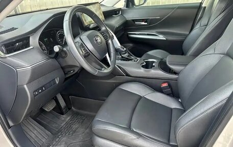 Toyota Venza, 2024 год, 4 150 000 рублей, 5 фотография