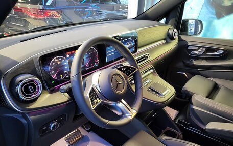 Mercedes-Benz V-Класс, 2025 год, 13 698 000 рублей, 16 фотография