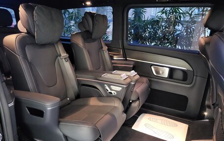 Mercedes-Benz V-Класс, 2025 год, 13 698 000 рублей, 20 фотография