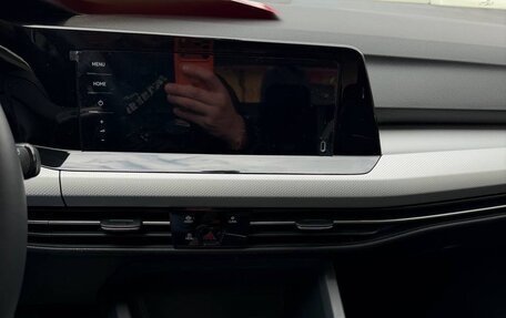 Volkswagen Golf VIII, 2022 год, 1 670 000 рублей, 7 фотография