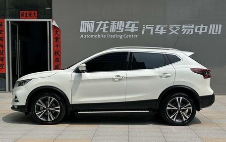 Nissan Qashqai, 2022 год, 1 800 000 рублей, 9 фотография