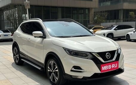 Nissan Qashqai, 2022 год, 1 800 000 рублей, 3 фотография