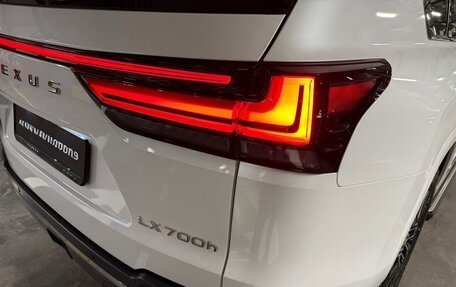 Lexus LX, 2025 год, 18 800 000 рублей, 19 фотография