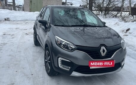 Renault Kaptur I рестайлинг, 2017 год, 1 400 000 рублей, 5 фотография