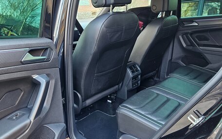 Volkswagen Tiguan II, 2021 год, 3 875 000 рублей, 6 фотография