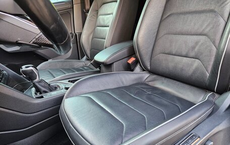 Volkswagen Tiguan II, 2021 год, 3 875 000 рублей, 17 фотография